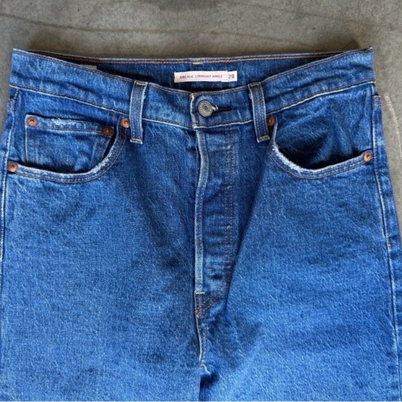 Levi's Denim - Levi's Women's Blue Straight Leg Jeans